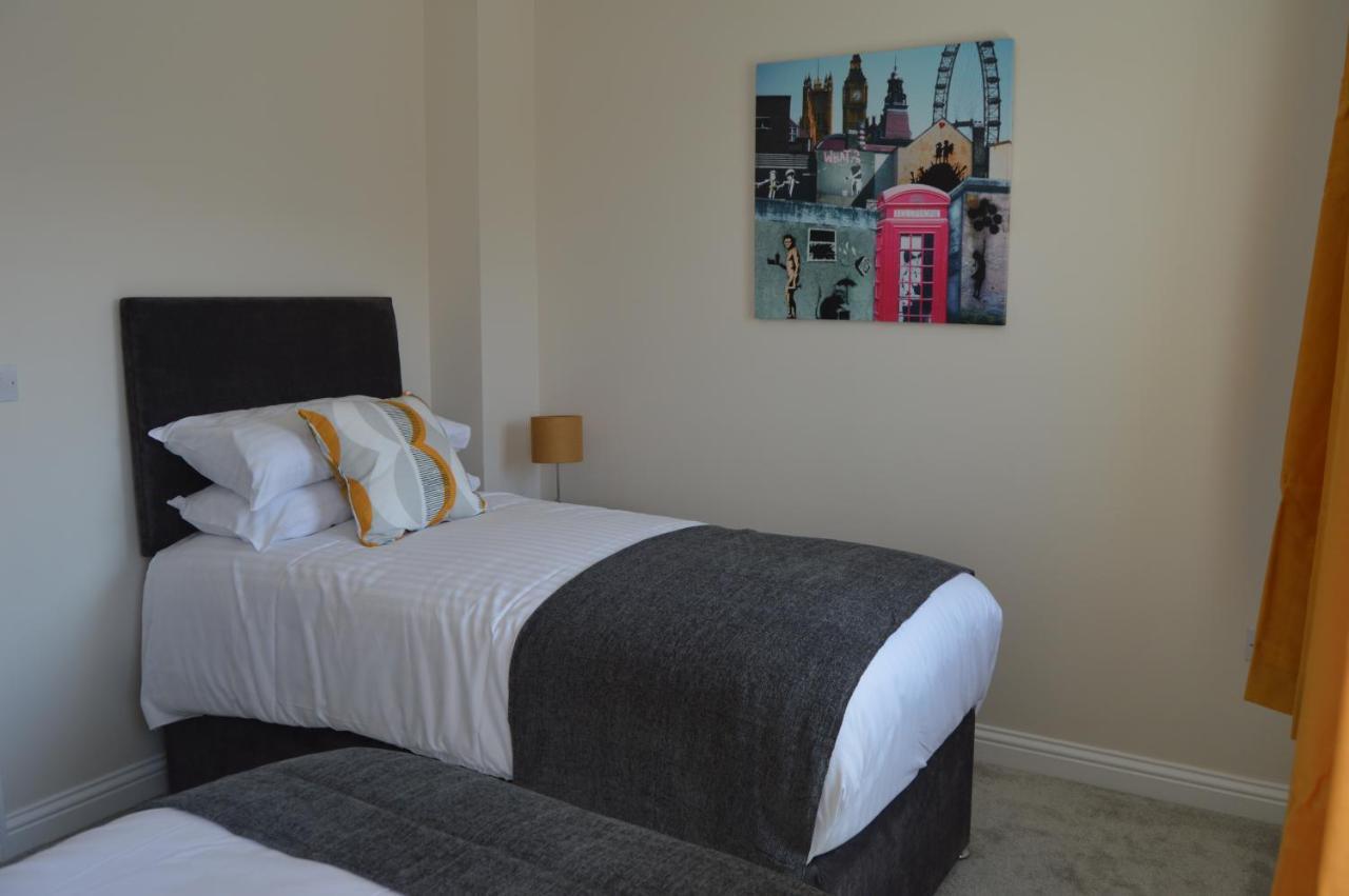 Fantastic Hampton Centre Stay Peterborough Exterior foto